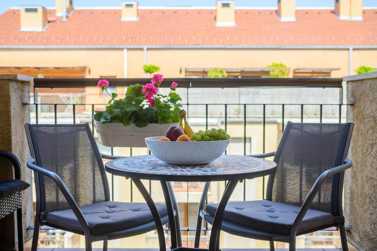 Toscani garden Budapest Exterior foto